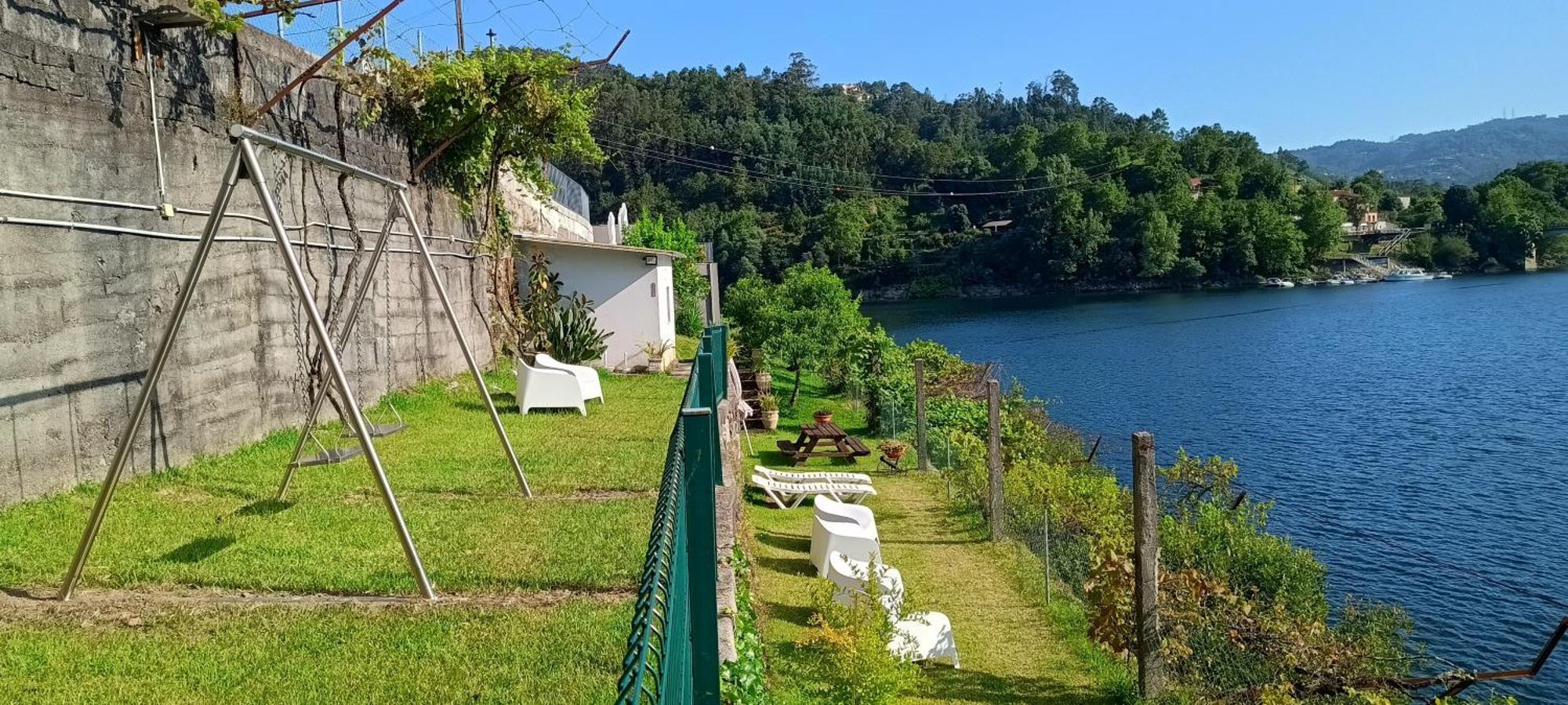 Отель Beira Rio Do Герес Экстерьер фото